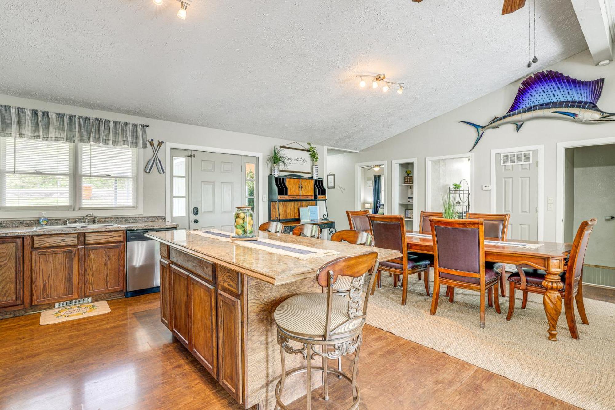 Shell Knob Home With Deck And Table Rock Lake View Buitenkant foto